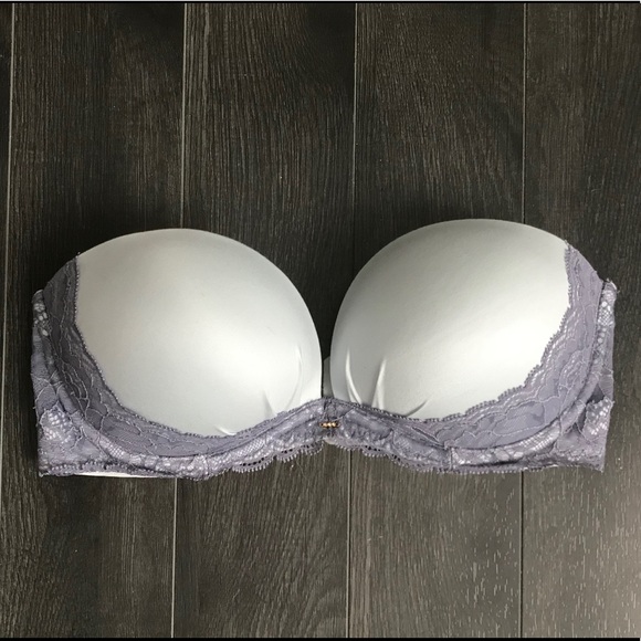 Victoria’s Secret Strapless Bra (Removable Straps) - Picture 1 of 1